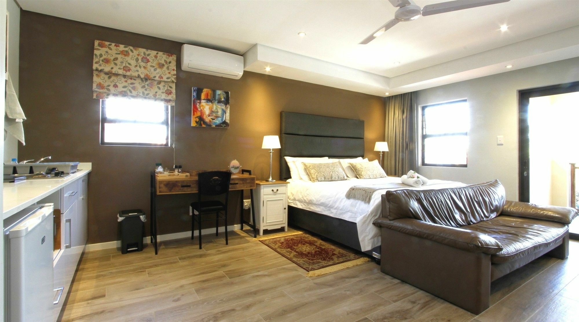 Casa Ridge Self-Catering Hotel เดอร์บัน ภายนอก รูปภาพ